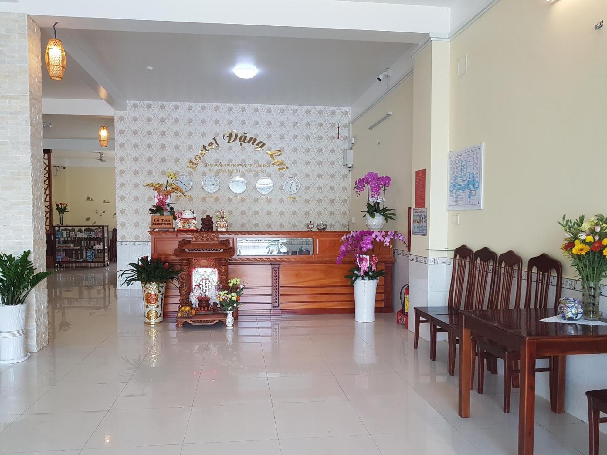 Hostel Dang Loi ホステルダンロイ Chau Doc Exterior photo