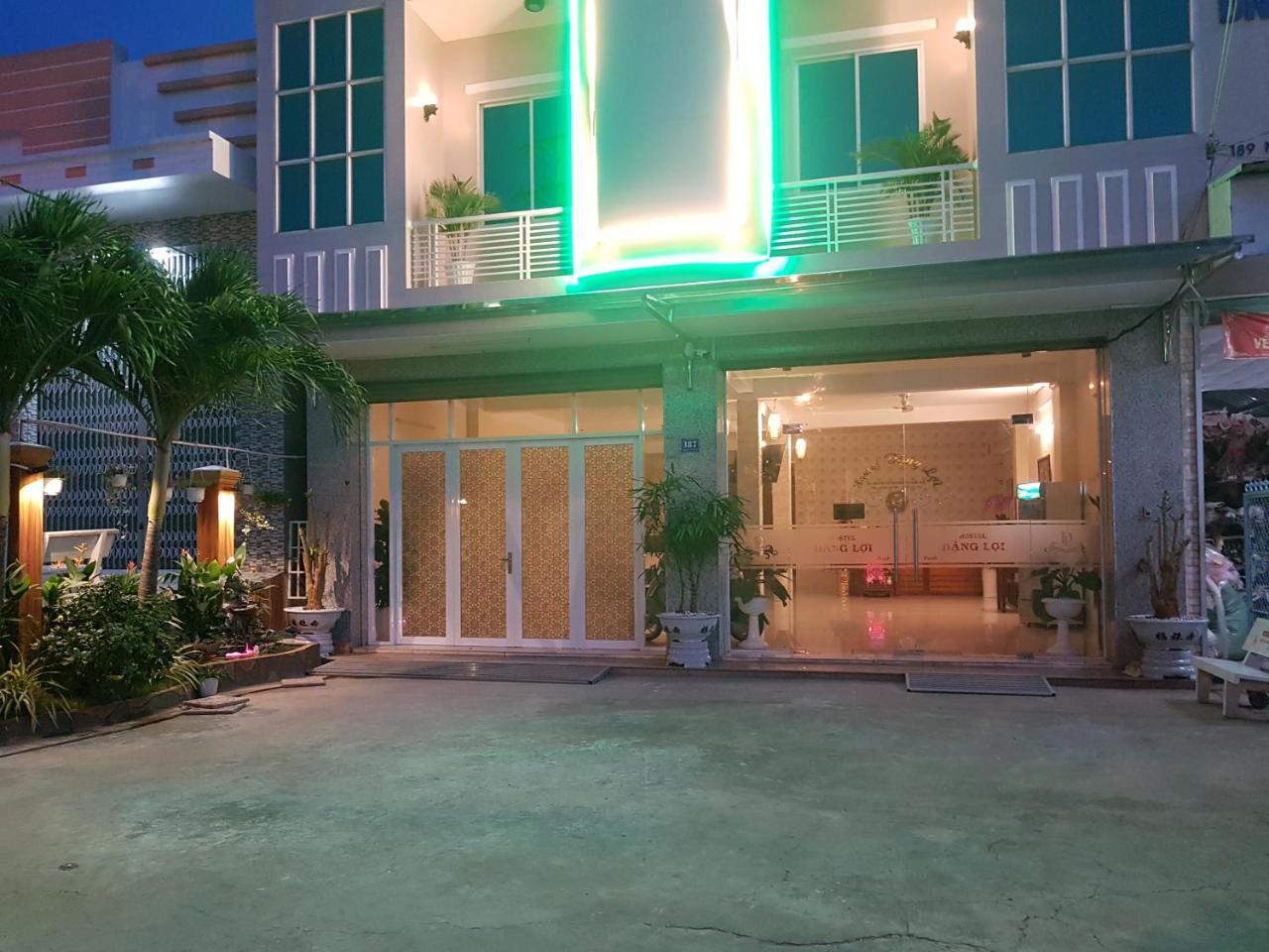 Hostel Dang Loi ホステルダンロイ Chau Doc Exterior photo